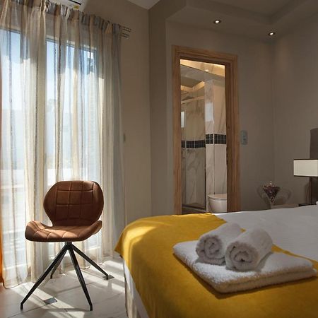 Angelica'S Deluxe Rooms In Adamas المظهر الخارجي الصورة