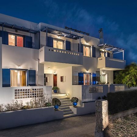 Angelica'S Deluxe Rooms In Adamas المظهر الخارجي الصورة