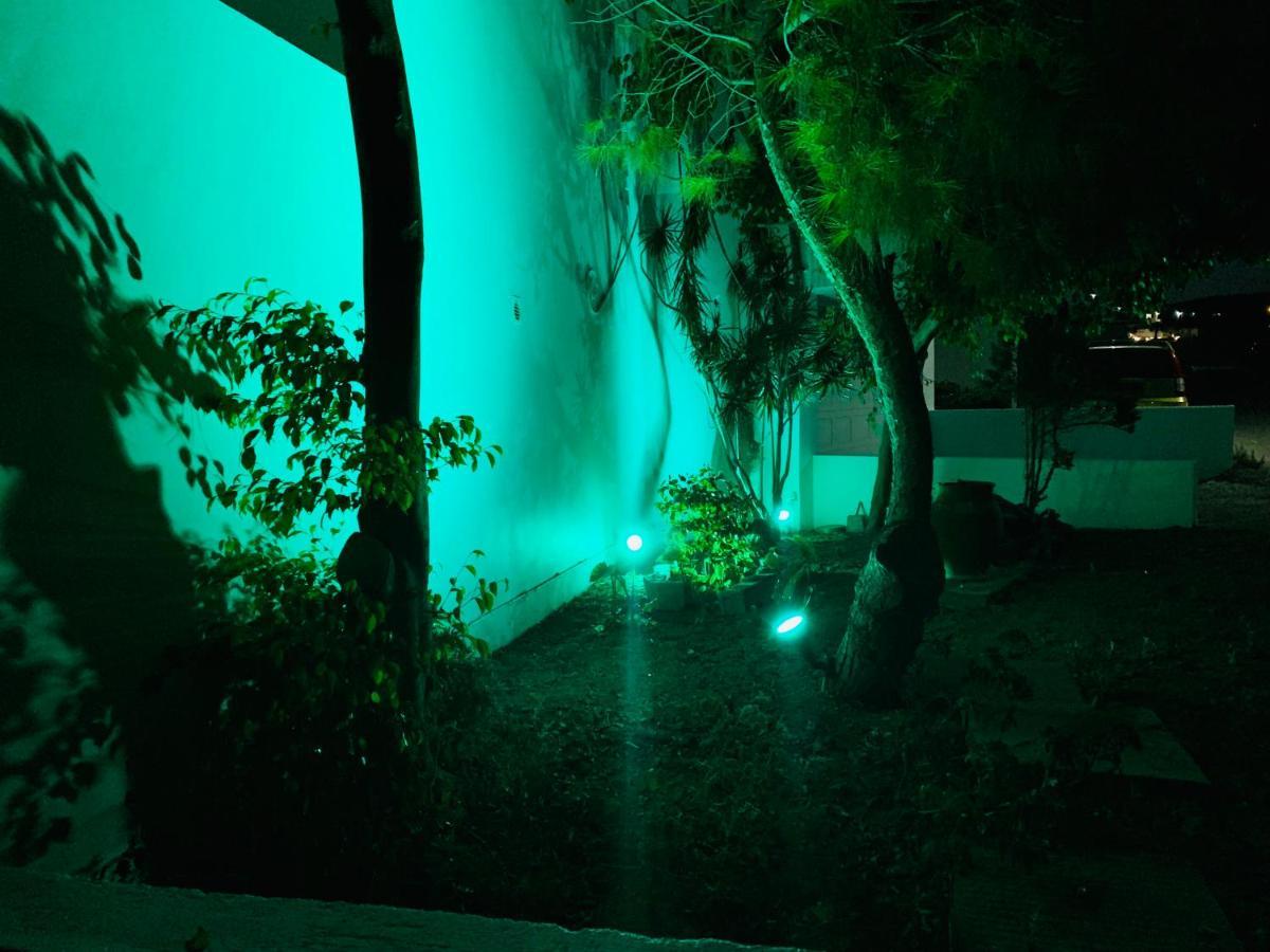 Angelica'S Deluxe Rooms In Adamas المظهر الخارجي الصورة