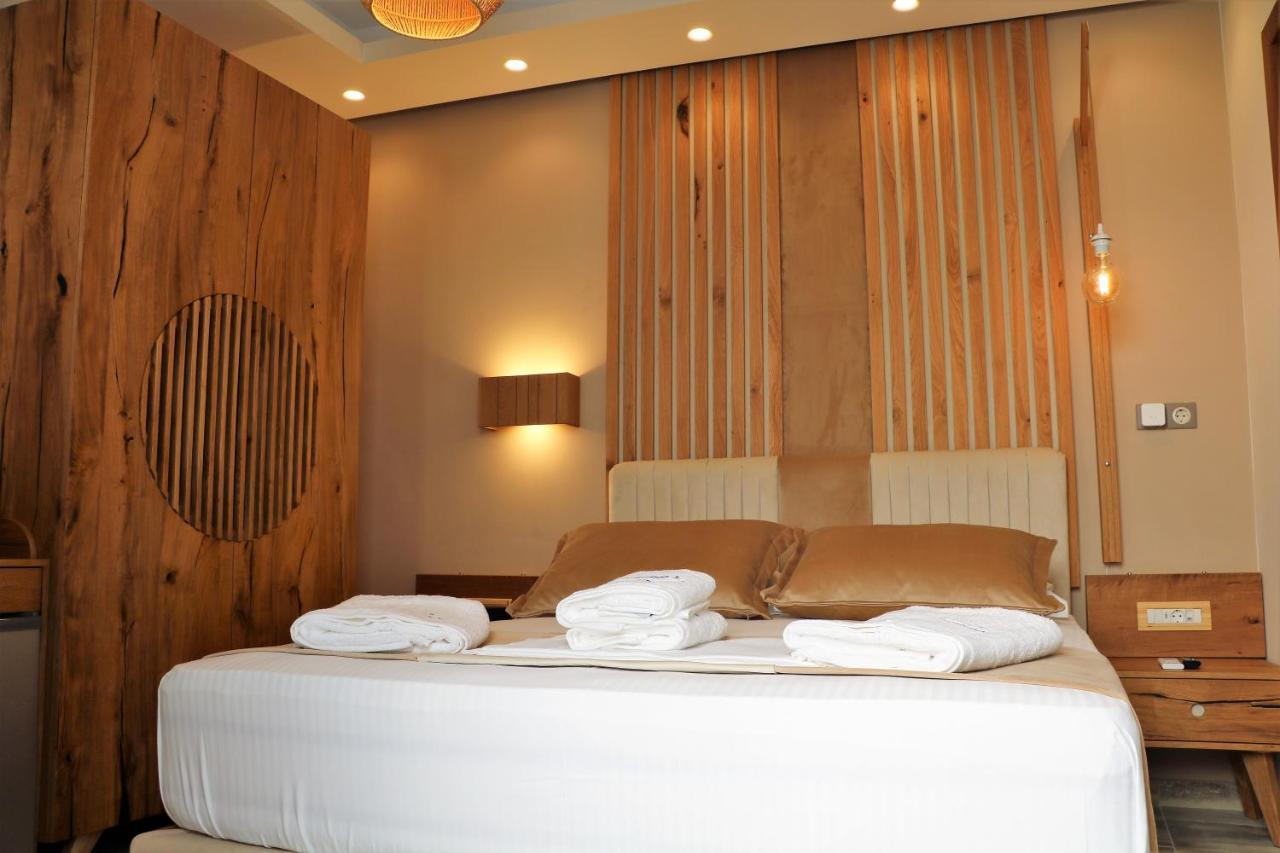 Angelica'S Deluxe Rooms In Adamas المظهر الخارجي الصورة