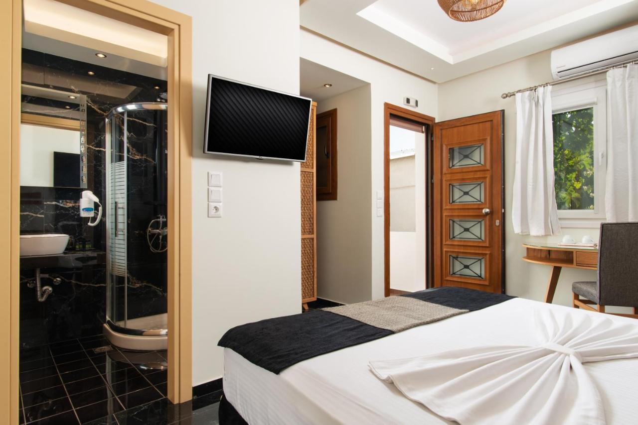 Angelica'S Deluxe Rooms In Adamas المظهر الخارجي الصورة